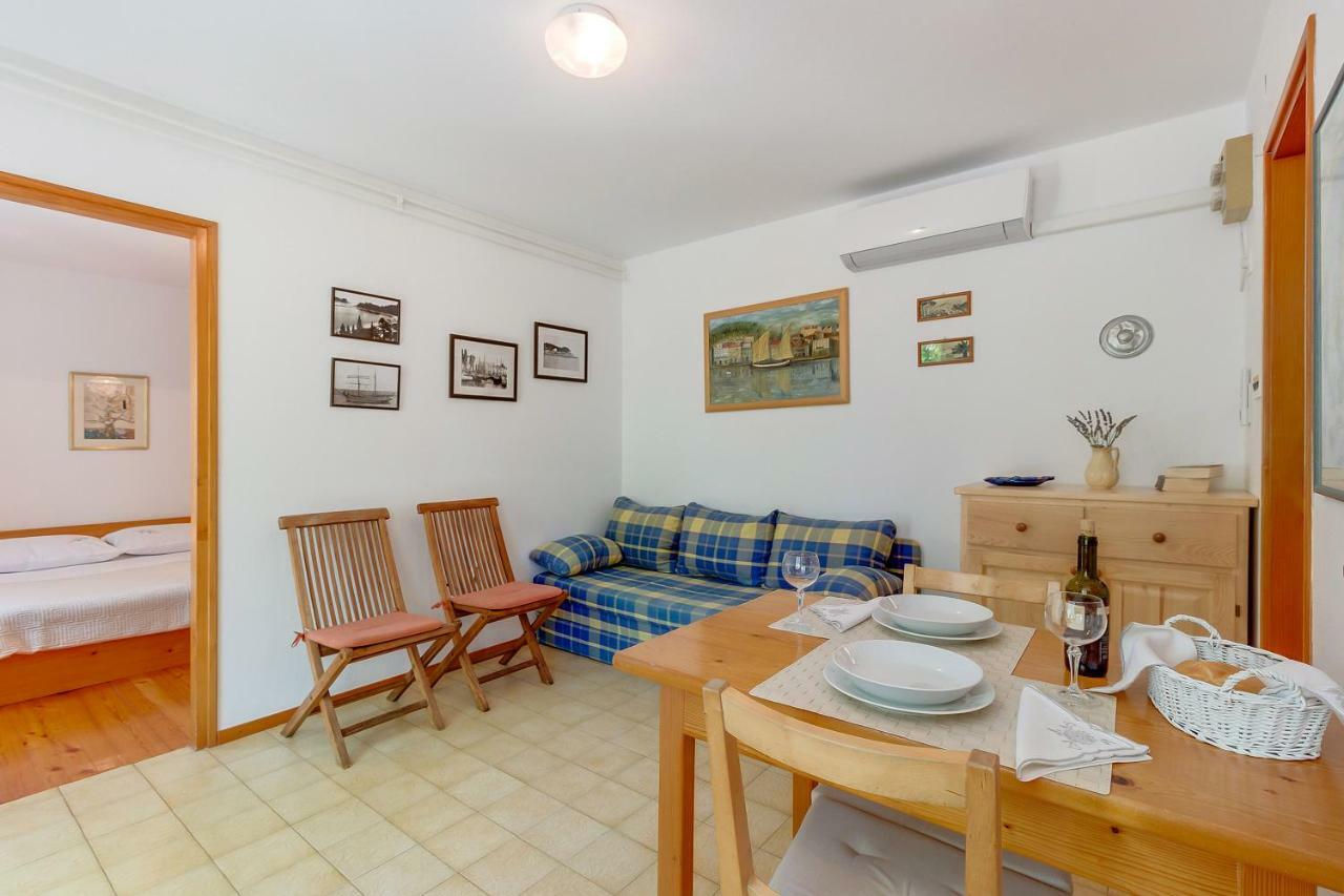 Apartman Pia Mali Lošinj Zewnętrze zdjęcie