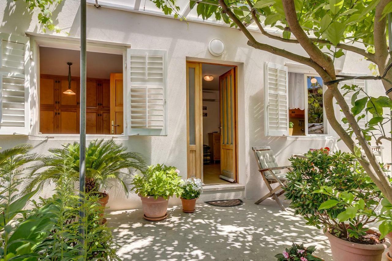 Apartman Pia Mali Lošinj Zewnętrze zdjęcie