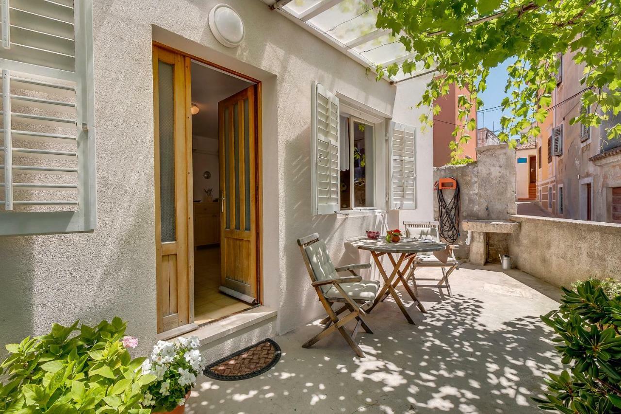 Apartman Pia Mali Lošinj Zewnętrze zdjęcie