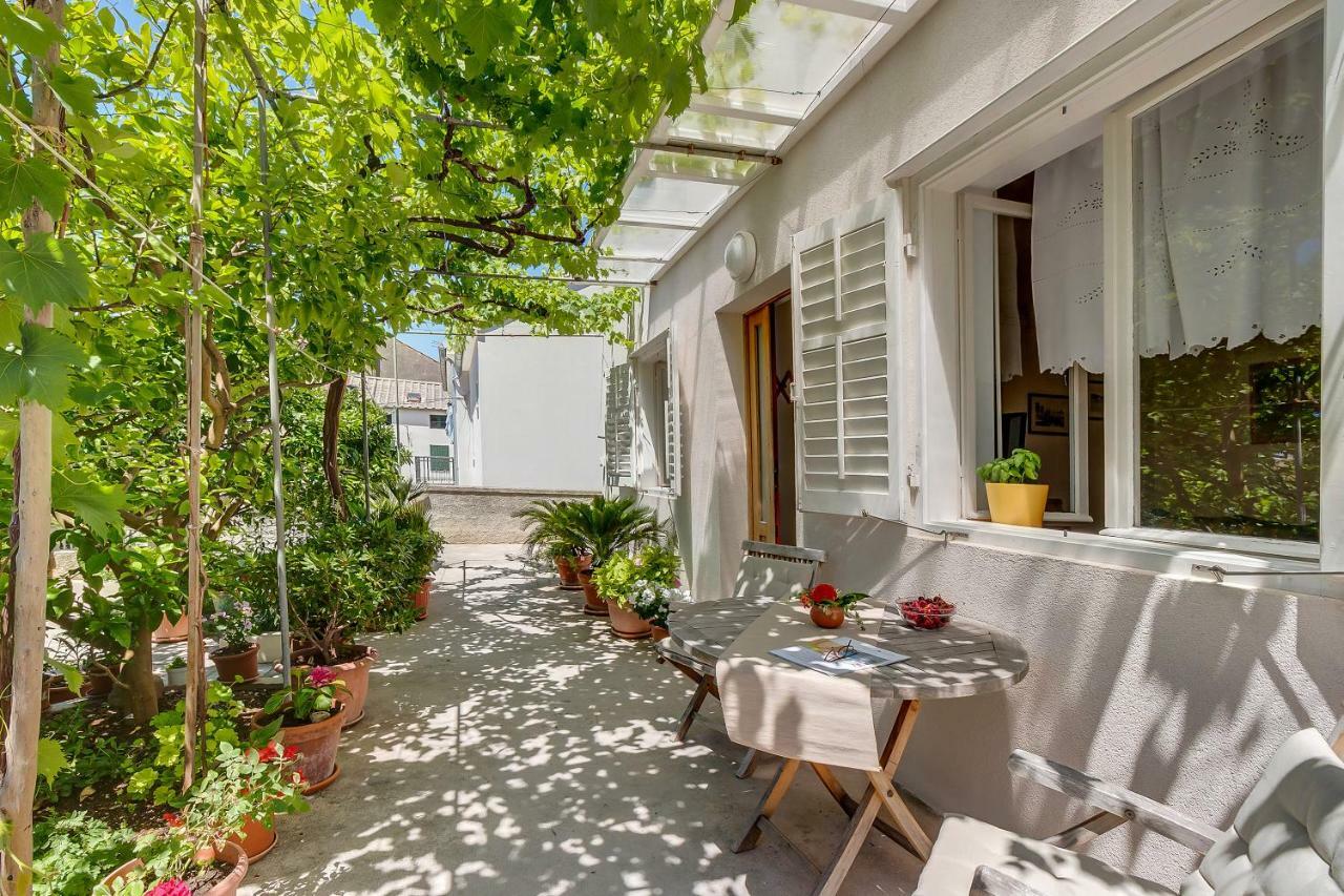 Apartman Pia Mali Lošinj Zewnętrze zdjęcie
